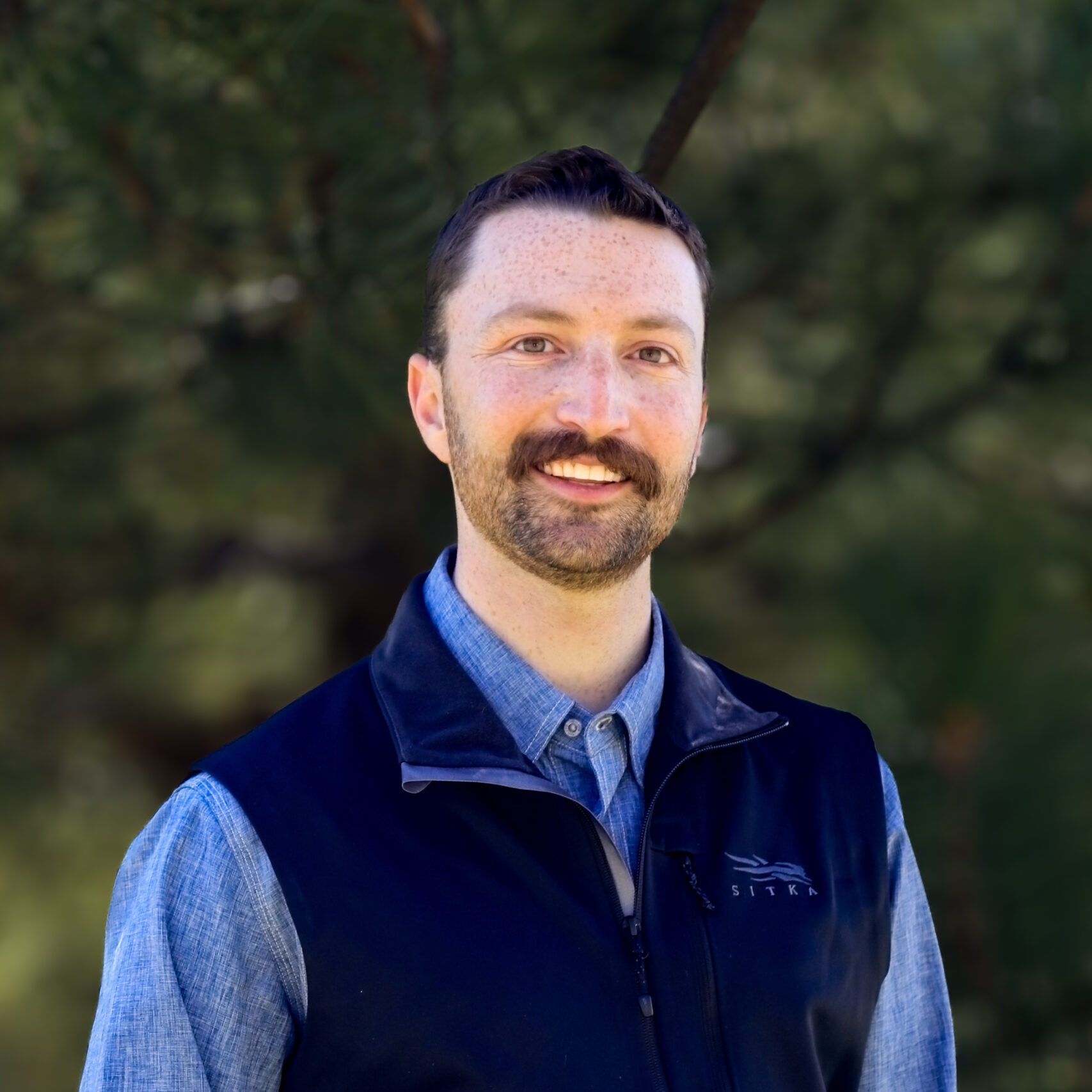 2025-Headshot-Justin-Schlosser-square